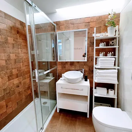 01 Design Flat In Downtown Апартаменты *