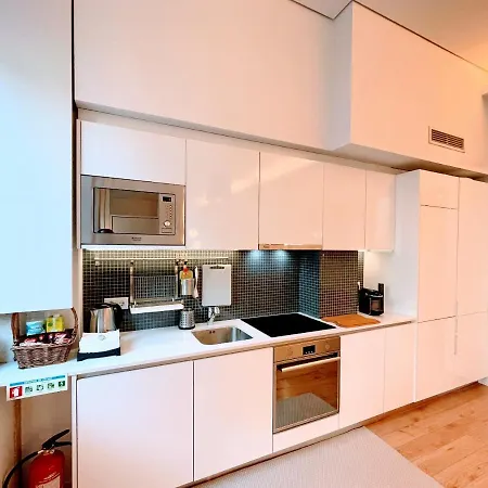 01 Design Flat In Downtown Порту