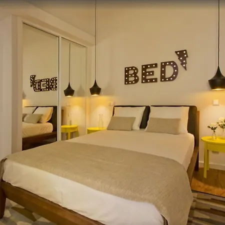 波尔图市中心设计公寓 *